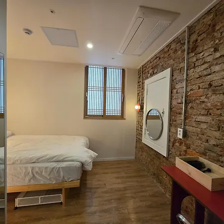 Quantum Hotel, Seoul Station Br