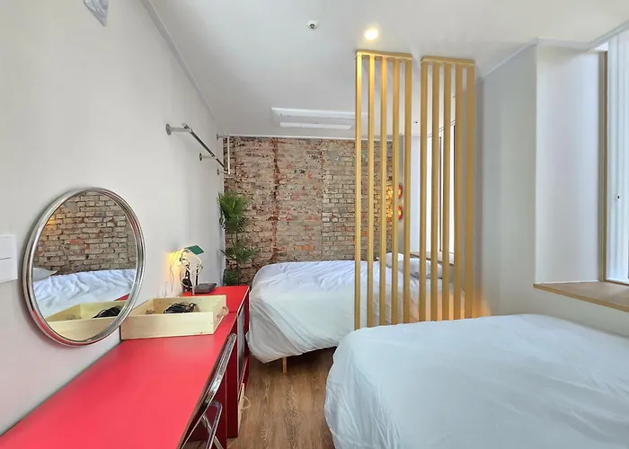 Quantum Hotel, Station Br *